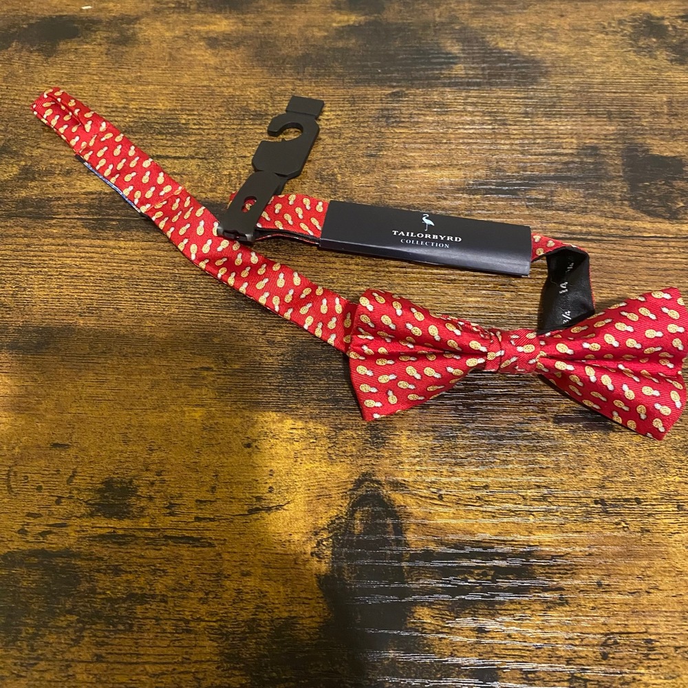 Tailorbyrd Mens Red Pineapple Silk Bow Tie Pre-Tied Adjustable Summer Formal NEW